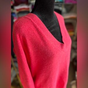 J Crew Vibrant Salmon Pink V-Neck Cashmere Sweater, S